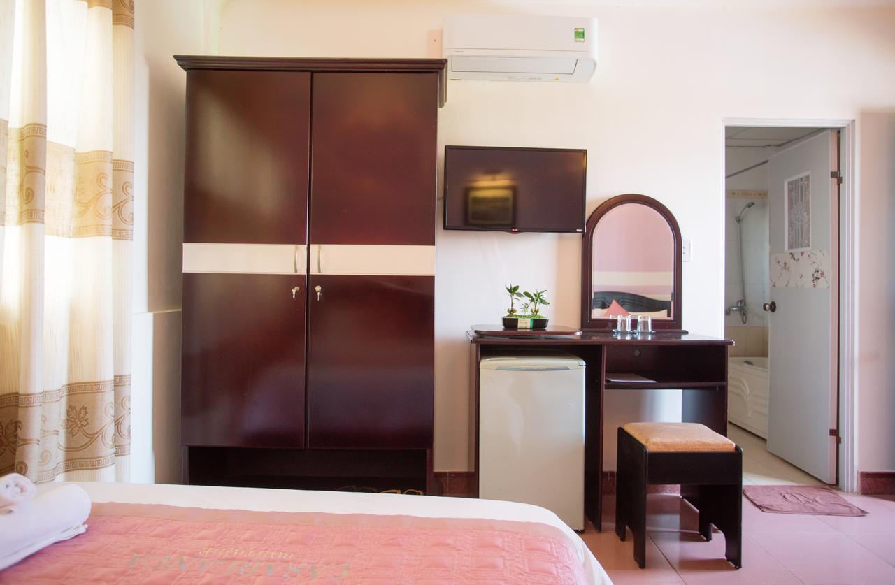 Casablanca Boutique Hotel Hue Exterior photo
