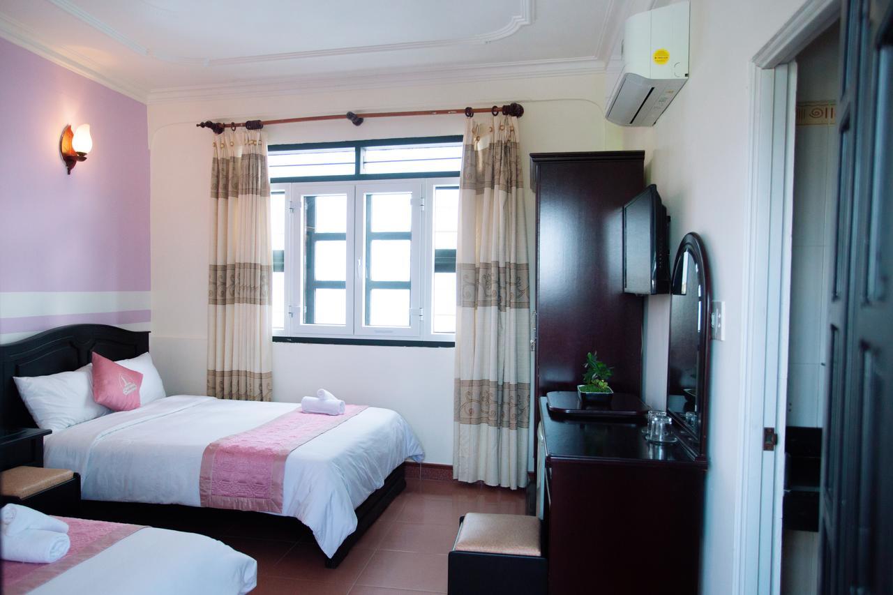 Casablanca Boutique Hotel Hue Exterior photo